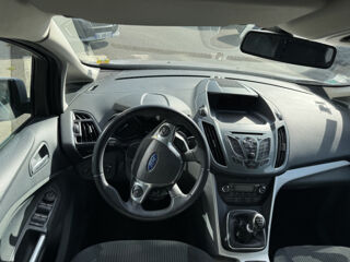 Grand C-MAX 1.6 TDCI 115 FAP Titanium 2011 occasion 42210 Bellegarde-en-Forez