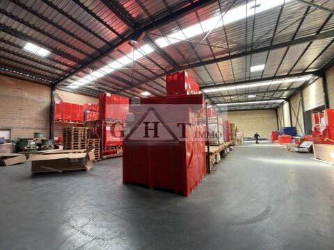   ENTREPOT 2100M2 A VENDRE LISSES 