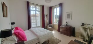  H�tel Particulier � vendre 15 + pi�ces 350 m� Angouleme