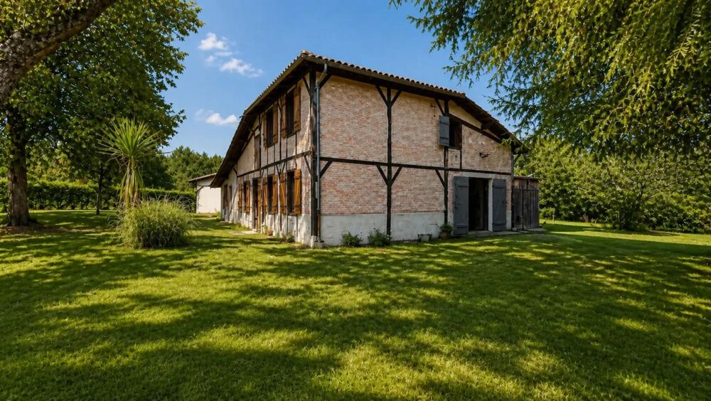 Maison de 6 pièces de 140 m² à Sore