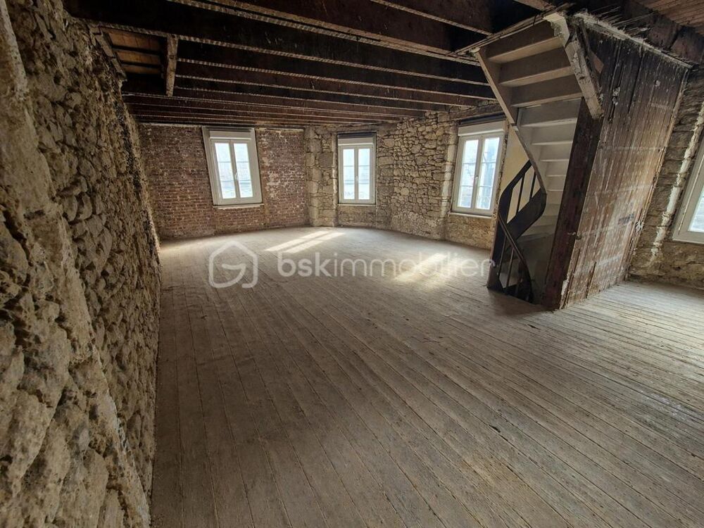 Appartement duplex a rénové