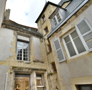  Immeuble à vendre 15 + pièces 631 m²