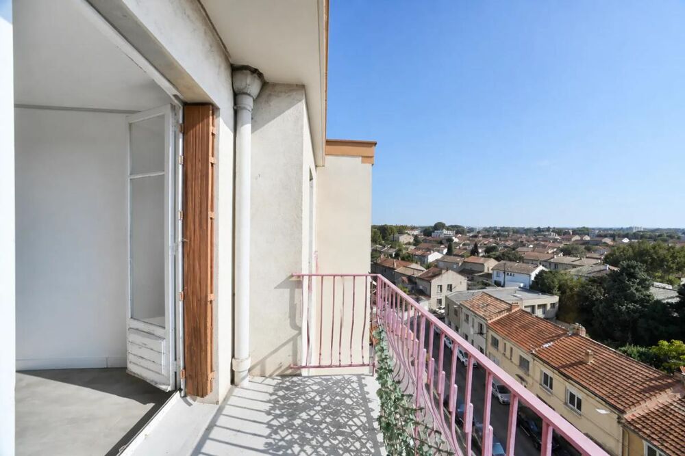 Vente Appartement Charmant 3 pièces avec balcon au dernier étage à Avignon Avignon