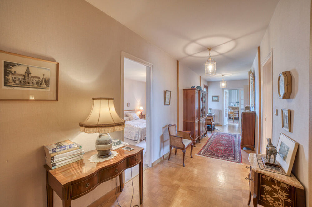 SUPERBE APPARTEMENT DE 115m2 VUE LAC à THONON LES BAINS