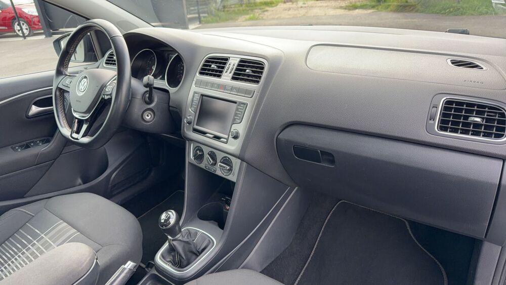 Polo 1.2 TSI 90 Lounge 2015 occasion 76230 Isneauville