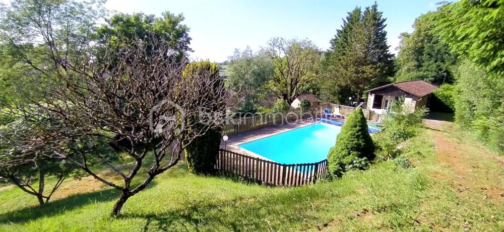 Ensemble gîte, chambres d'hôtes et piscine