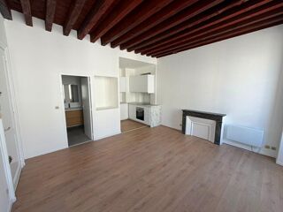  Appartement à louer 2 pièces 35 m²