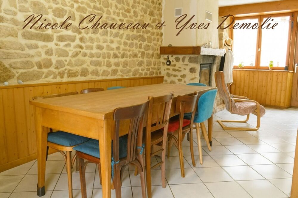 Vente Maison Maison en pierres � vendre au Vernet-Cham�ane � 113 m� habitables, jardin et garage Le vernet chameane