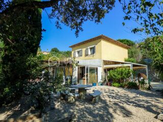 Villa à vendre 6 pièces 180 m²