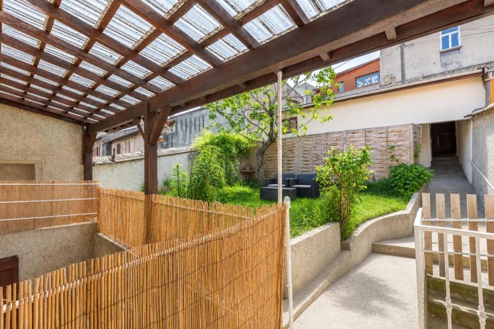 Appartement 5 pièces 173 m² · à Rive de Gier · 173 m² · 199 000 €