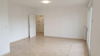 Appartement à louer 4 pièces 87 m²