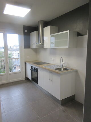  Appartement à louer 2 pièces 46 m²