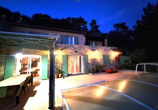  Maison � vendre 8 pi�ces 183 m�