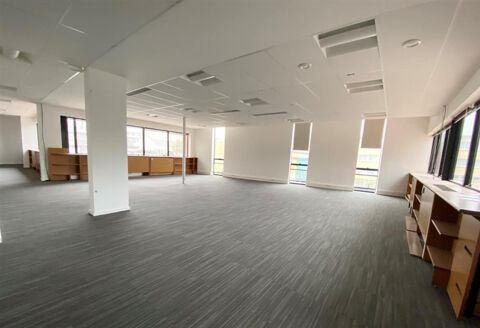 A 5 min du métro Métro Marie d'Ivry 1096200 94200 Ivry sur seine