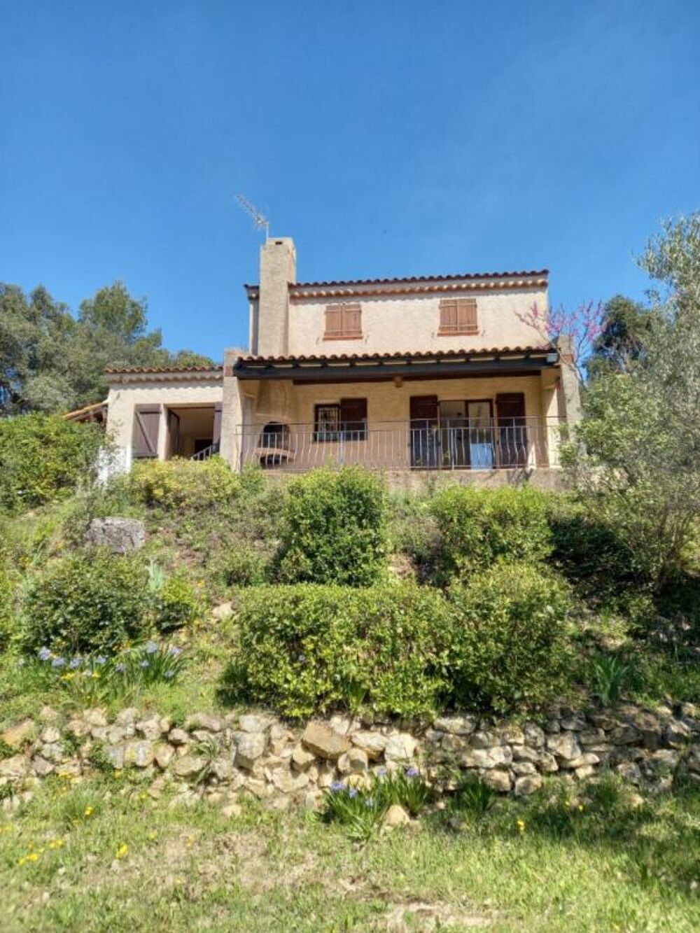 VIDAUBAN, quartier résidentiel villa 3 chambres avec étage partiel