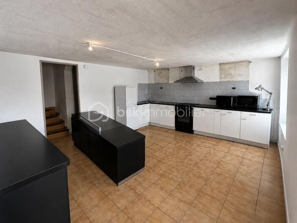 MÉRÉVILLE  Maison de 94 m² à fort potentiel