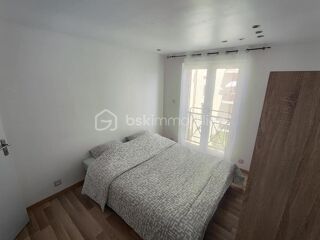  Appartement  louer 2 pices 33 m Melun