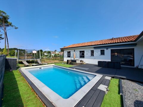   À VENDRE – MAISON CONTEMPORAINE AVEC PISCINE – 5 CHAMBRES – VIELLE-SAINT-GIRONS (40560) Maison - 7 pièce(s) - 133 m²
