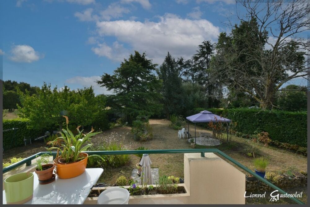 Maison familiale rénovée avec appartement indépendant proche de la Dordogne à vendre à PINEUILH (33)