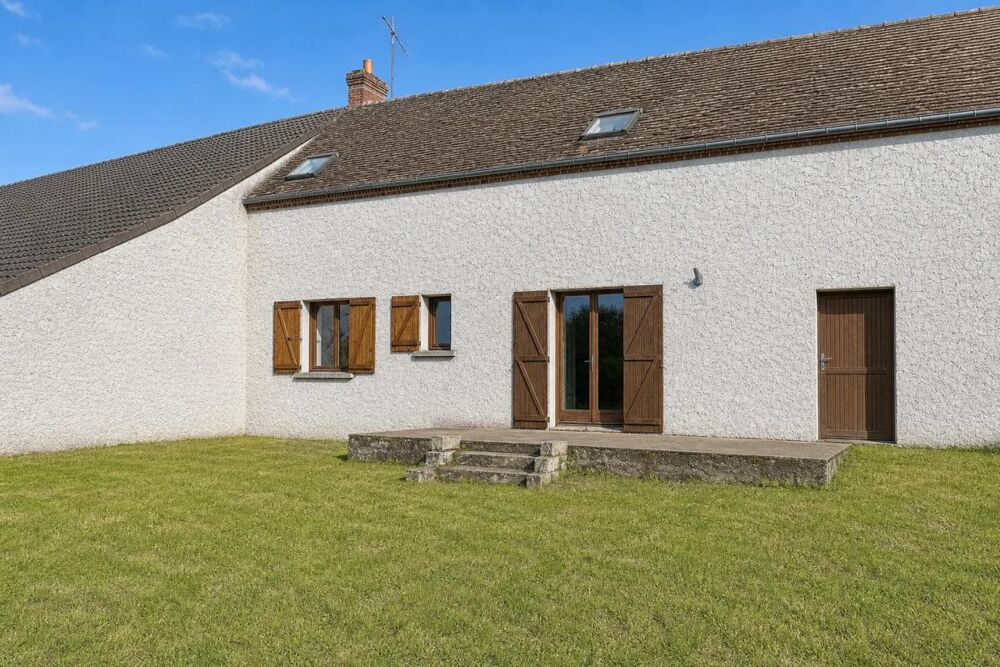 Vente Maison Maison de 4 pièces sur 1327 m² à Vineuil Vineuil