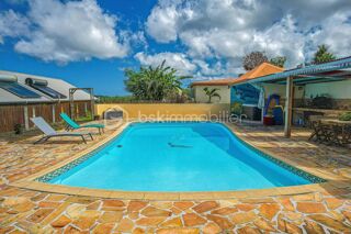  Villa � vendre 7 pi�ces 210 m�