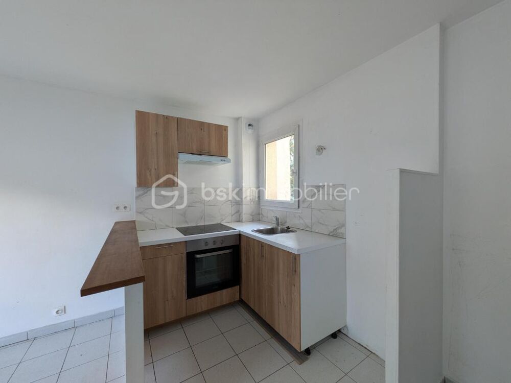 Vente Appartement APPARTEMENT 2 PIECES A SAISIR A LIVRY GARGAN! Livry gargan