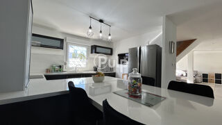  Maison � vendre 7 pi�ces 140 m�