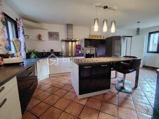  Maison  vendre 6 pices 128 m