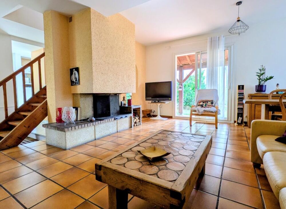 Vente Maison Exclusivité! Maison à vendre 5 pièces 120m2 plus annexe 80m2  BEGLES (33) Begles