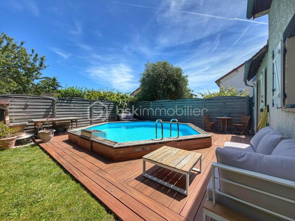 Villeneuve-le-Roi  Maison familiale avec piscine