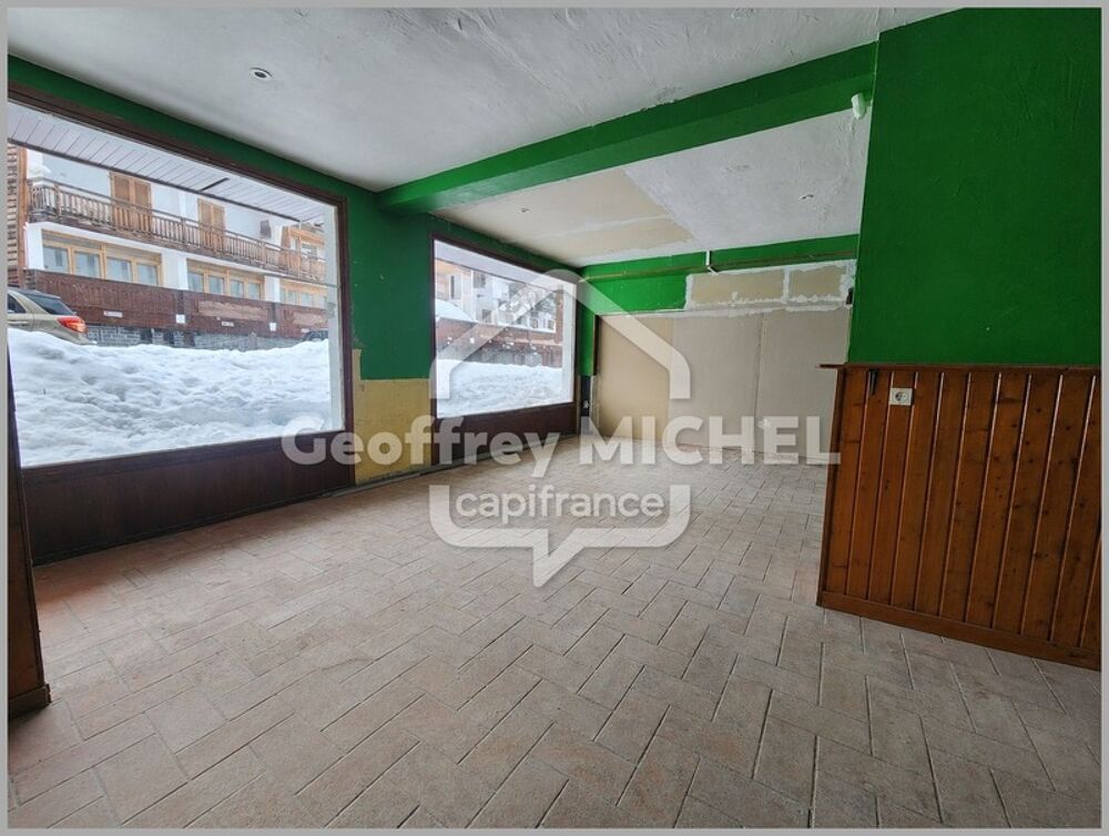  Local commercial à vendre à l'Alpe d'Huez – Emplacement premium en centre station 