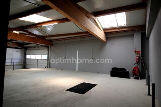  Parking / Garage à vendre 1 pièce 75 m²