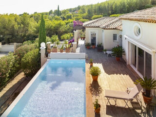  Maison  vendre 8 pices 204 m