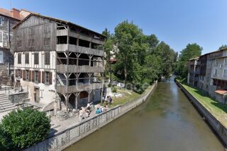  Maison � vendre 7 pi�ces 240 m�