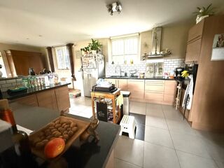  Maison à vendre 9 pièces 215 m²