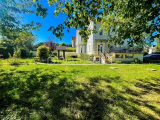  Maison � vendre 9 pi�ces 240 m�