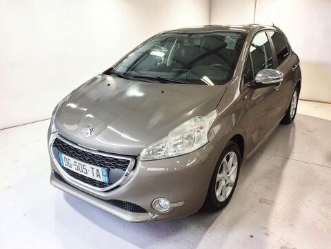 Annonce voiture Peugeot 208 1800 €