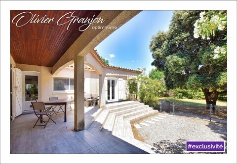    30 min de Montpellier  Proprit d'exception au cur d'un crin de verdure Villa - 7 pice(s) - 151 m