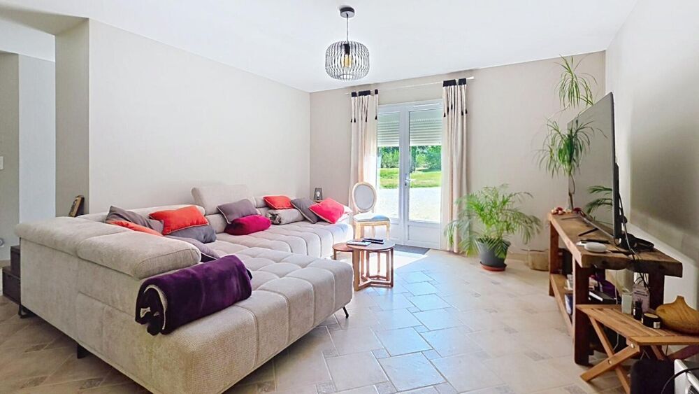 Vente Maison Propriété de charme avec gîte indépendant sur plus de 6 hectares clôturés Villefranche de lonchat