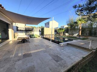  Villa à vendre 5 pièces 141 m²