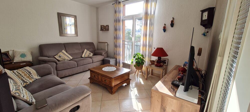 Vente Appartement NIMES à vendre T5 de 84 m² 3 chambres, garage individuel, balcon, jardin commun, parking Nimes