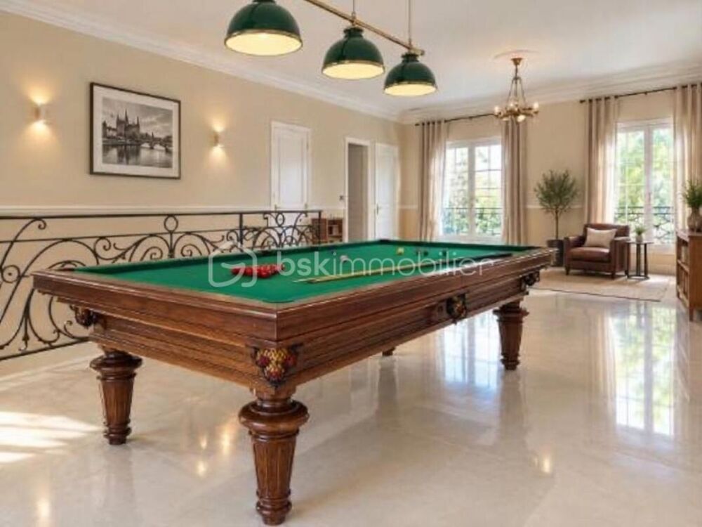 à vendre  Propriété/château Saint-Cyr-sur-Loire (37540)