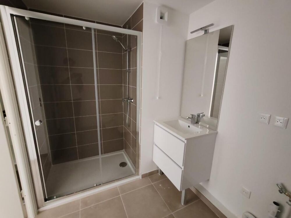 Location Appartement T2 NEUF avec balcon et parking à COGOLIN Cogolin