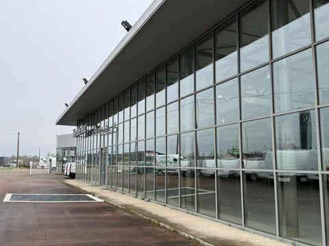   A VENDRE - ENSEMBLE IMMOBILIER 