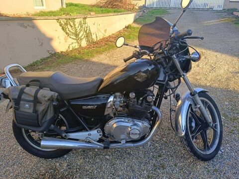 Annonce voiture Moto SUZUKI 1100 €