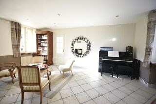  Maison à vendre 9 pièces 237 m²