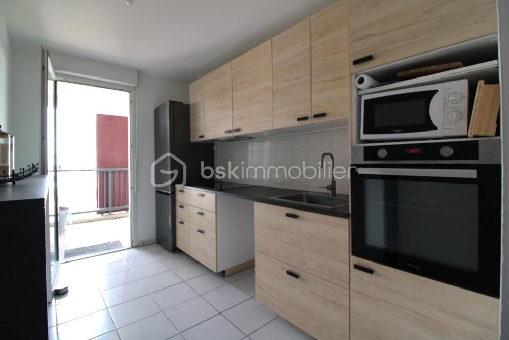 Type 4 traversant de 86 m² avec 2 BALCONS  Secteur Trois Cocus / Borderouge