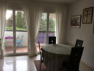  Appartement à louer 5 pièces 86 m² Gardanne