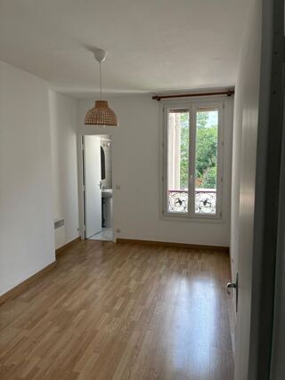  Appartement à louer 2 pièces 42 m²