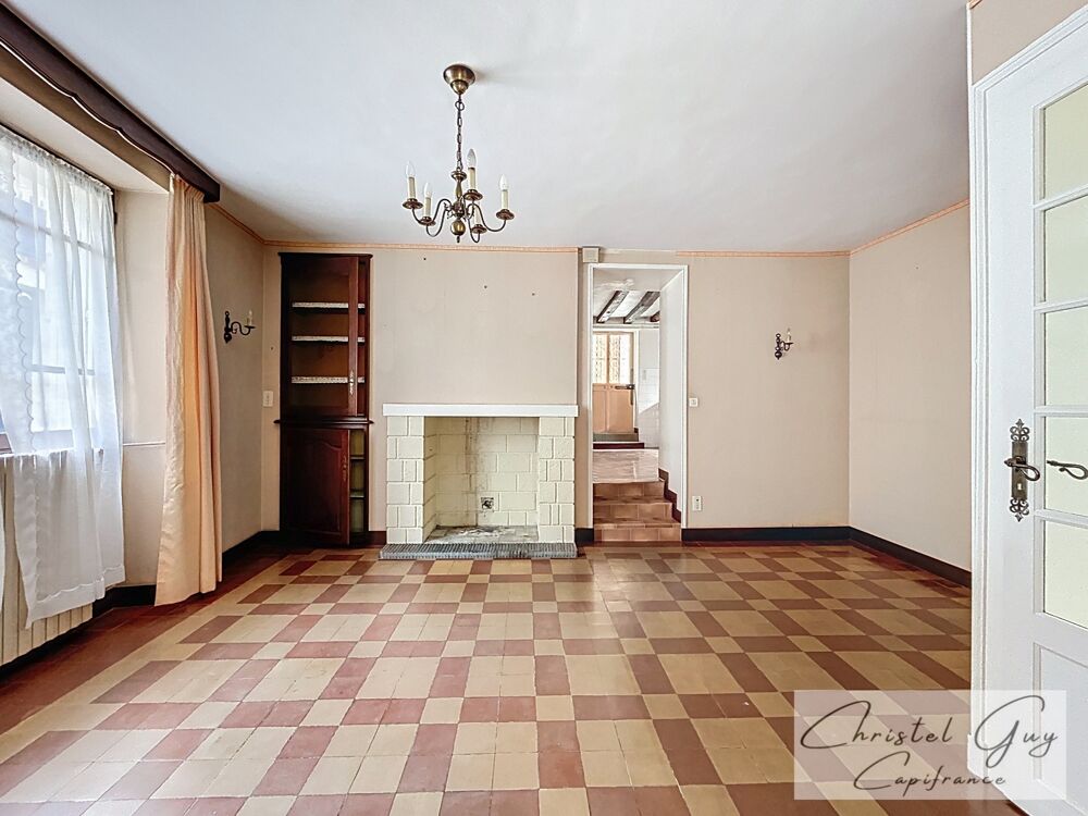 Vente Maison Montval-sur-Loir (72500), maison de charme DIVISIBLE à vendre 3 chambres, cour et dépendances, coeur de ville Montval sur loir